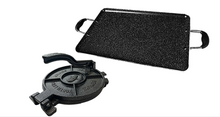 Load image into Gallery viewer, SMALL tortilla PRESS and ONE griddle for ALL types of STOVES/ prensa CHICA y COMALE para DOBLE parrilla apto para TODO tipo de ESTUFAS- eléctricas