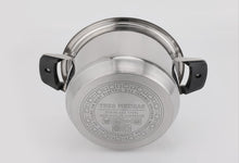 Load image into Gallery viewer, Tres Piedras 16 Piece Stainless Steel Pots and Pans Set/Batería de 16 piezas de acero inoxidable Tres Piedras
